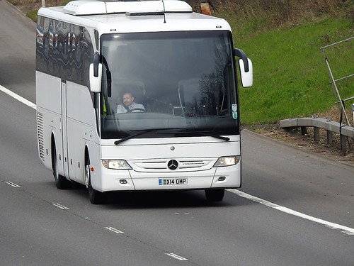 coach trips hull